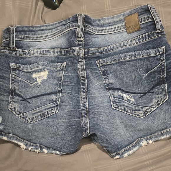 BKE Distressed Denim Shorts - Picture 4 of 12